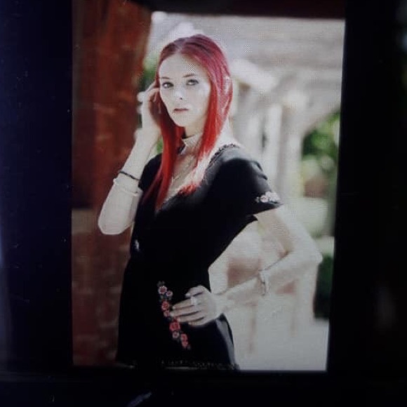 Kendall & Kylie Romper - Picture 4 of 4